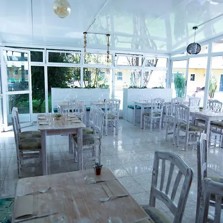 Tilos Πλάγια ντελ Ινγκλές